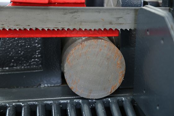 GB4240X Heavy Duty Horizontal Band Saw Machine with 0-45° Miter Cutting
