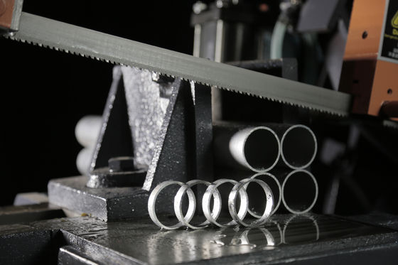 GB42150 Gantry Structure Horizontal Band Saw Machine Roller Feed Design